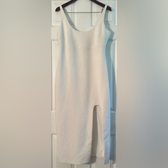 cinq à sept 12 Breena Slit Bridal Fitted Midi Wide Scoop Neck Sleeveless CLEAN - Picture 3 of 14